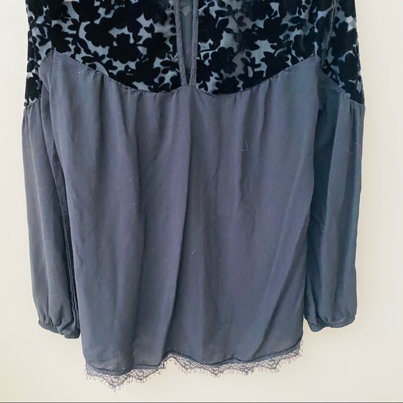 Altar'd State Long Sleeve Velvet Blouse Black Sz Small - Picture 8 of 10